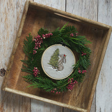 Lade das Bild in den Galerie-Viewer, Stickdatei Hase mit Baum Weihnachten Winter Cora Design
