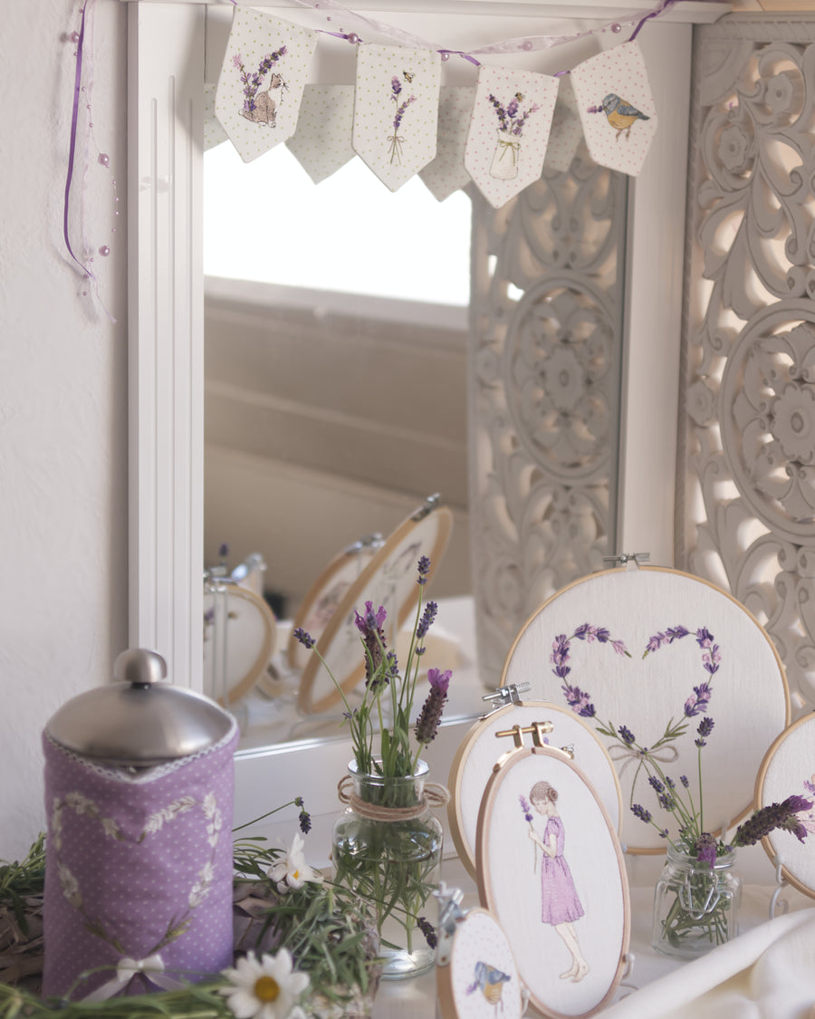 Stickdatei Lavendel-Minis aus der Lavendel-Serie