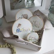 Stickdatei Mutter und Lamm