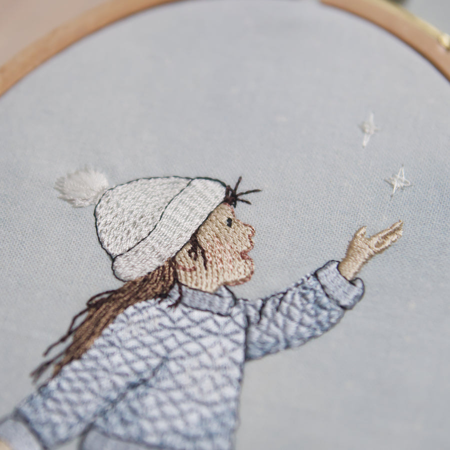 Stickdatei Mädchen im Schnee