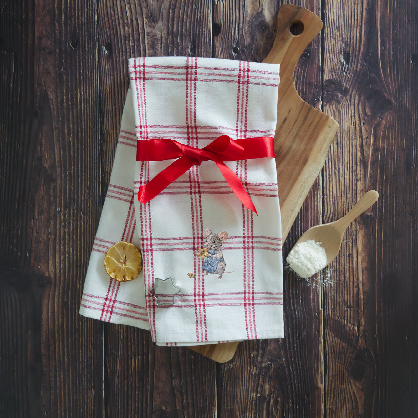 Stickdatei Backmaus mit Keks, Weihnachtsmotiv, Backmotiv, niedliches Tiermotiv, Küchendeko, für die Stickmaschine