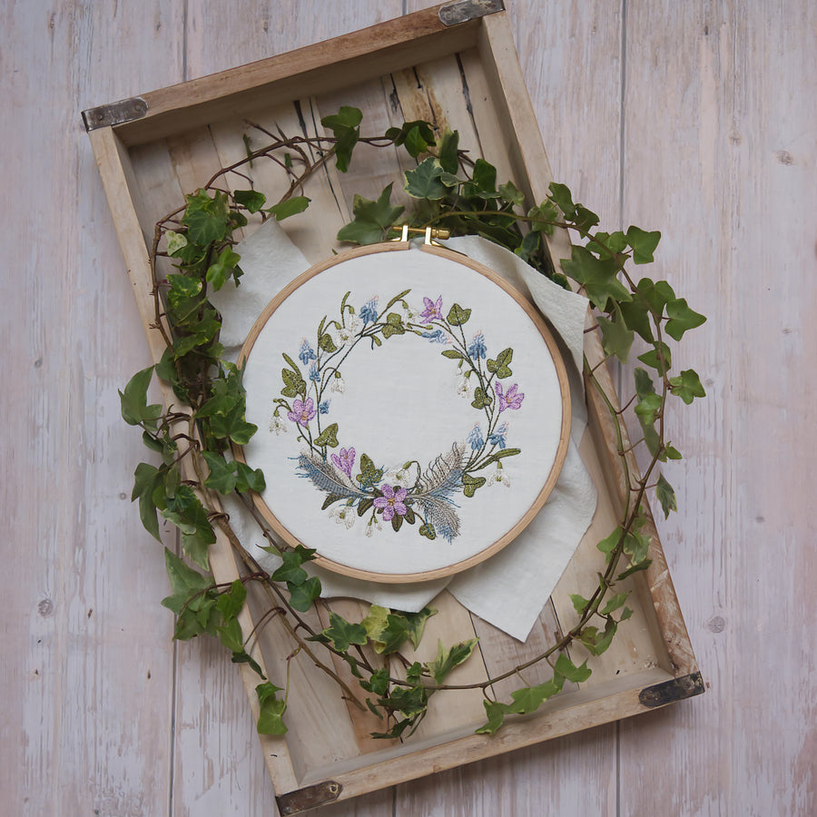 Stickdatei Frühblüherkranz