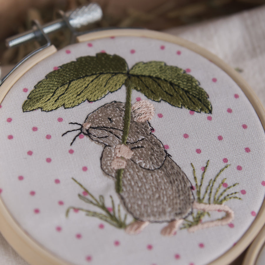 Stickdatei Erdbeerminis aus der Mäuse-Serie