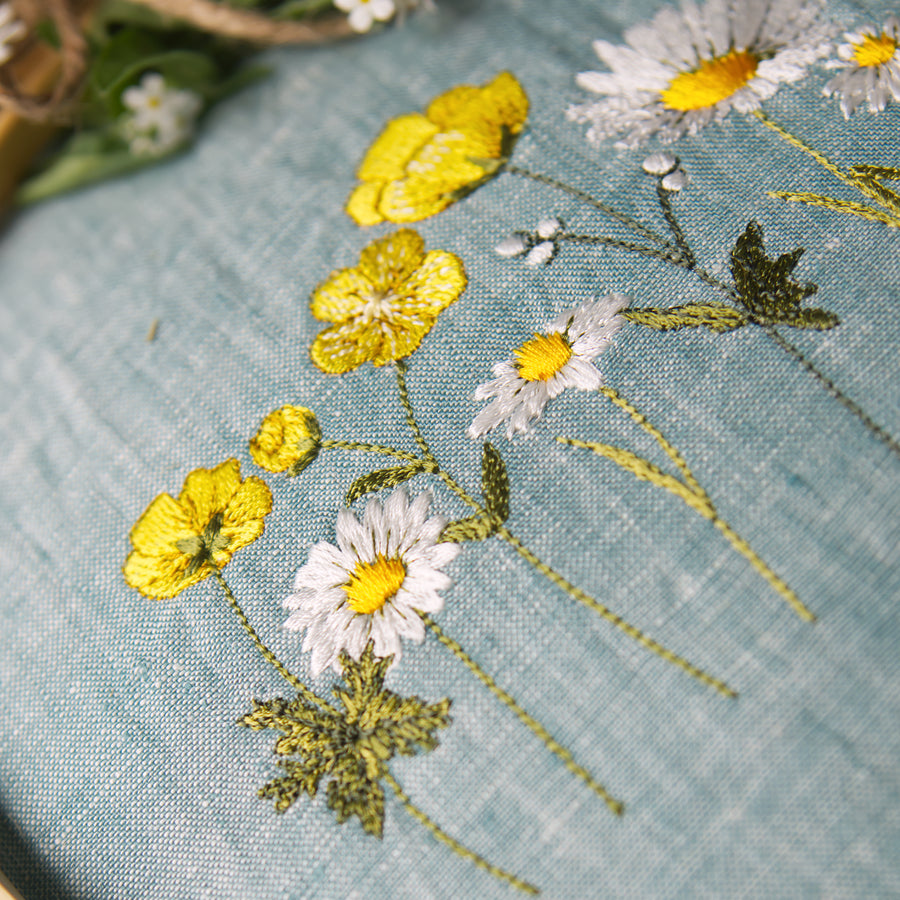 Stickdatei Butterblumenwiese