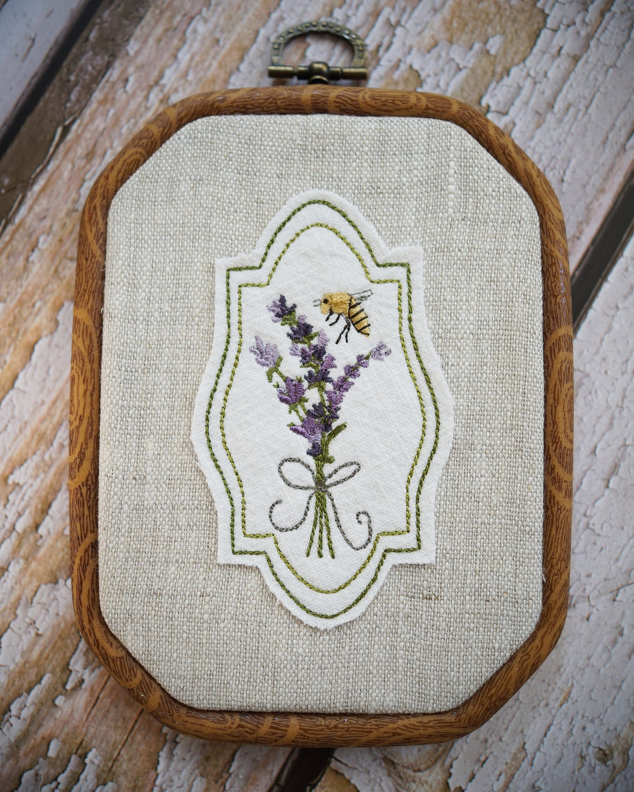 Stickdatei Set Lavendel mit Biene